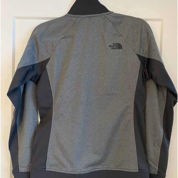 New North Face Women’s Track Jacket - Picture 2 of 7